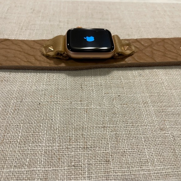 Spark’l Tan Bison Leather Cuff - Picture 4 of 4